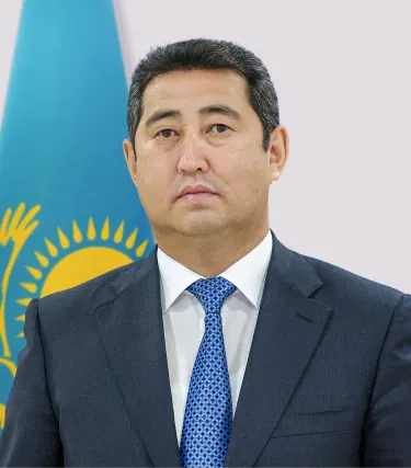 Айдарбек Сапаров